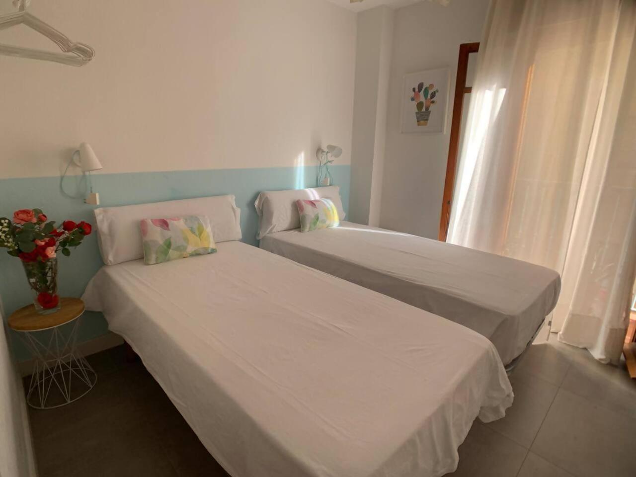 Mundo Nuevo Malaga Centro Apartment ภายนอก รูปภาพ