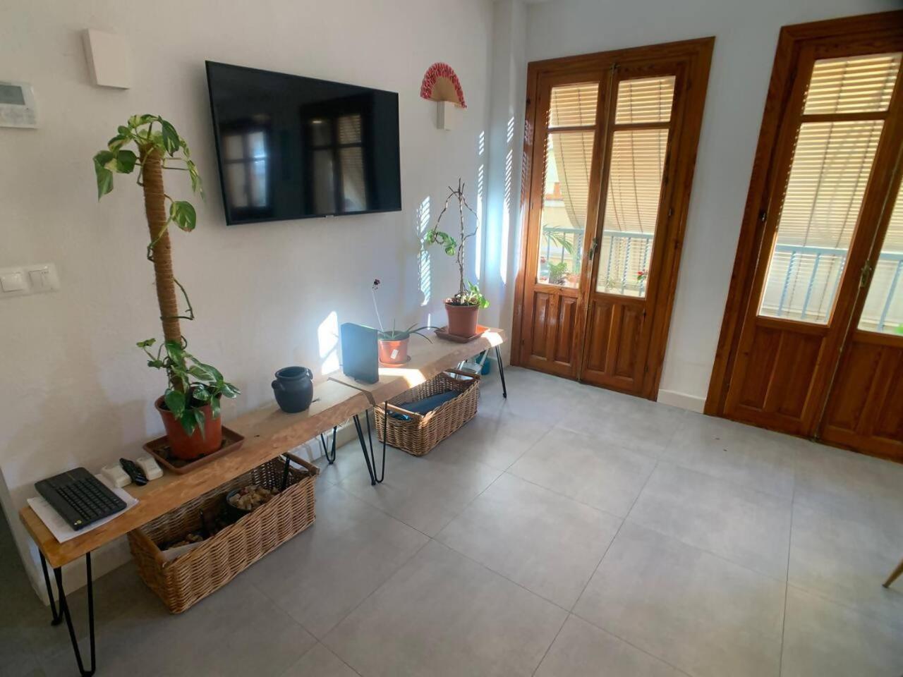 Mundo Nuevo Malaga Centro Apartment ภายนอก รูปภาพ